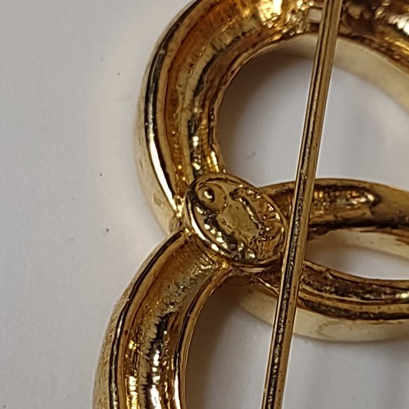 Cute Gold Tone Heart Shaped Brooch - Picture 16 of 16